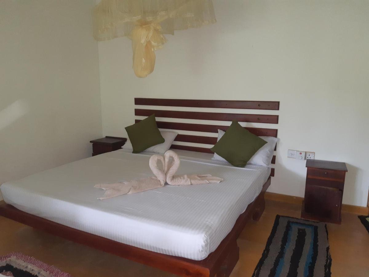 Banana Rest Sigiriya Bed & Breakfast Exterior photo